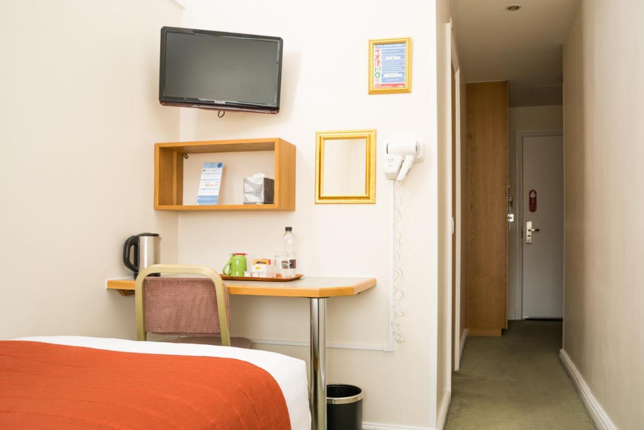 Hotel 63 London Eksteriør billede